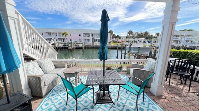 Building Photo - 5164 Beach Dr SE Unit B furnished