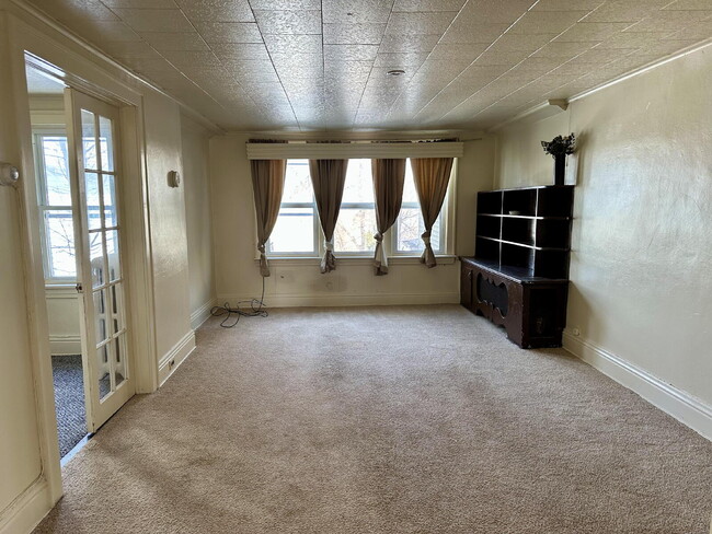 Photo - "Charming 2-Bed Gem in Virginia, MN – Perfect for Cozy Living!" Unit # 2