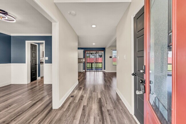 Photo - Close to Fort Campbell and MOVE IN READY!