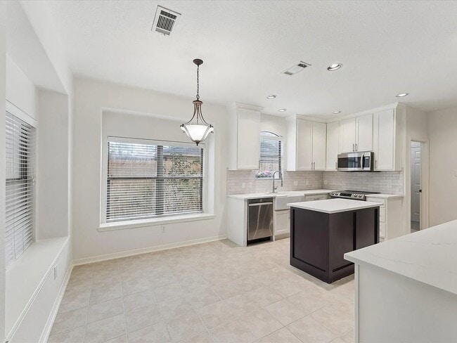 Photo - 6418 Sugar Bush Dr