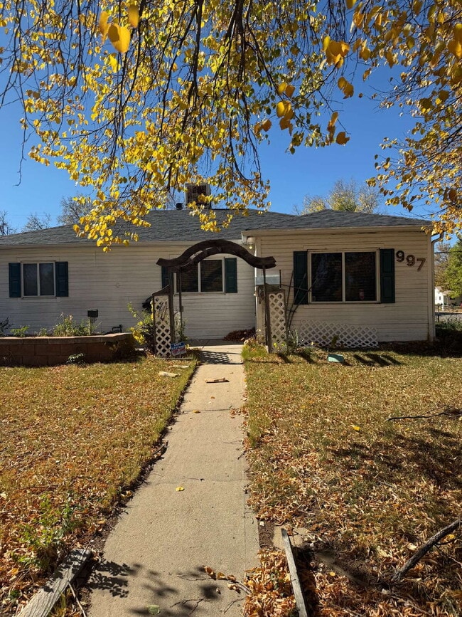 Photo - Ranch Style 3 bed, 1-1/2 bath Aurora Home ...