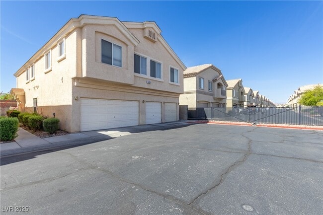 Photo - 6409 Stone Dry Ave Condo Unit 103