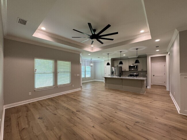 Photo - "Charming 4 Bed, 2 Bath Home with Granite ...