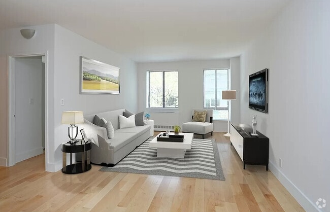 Building Photo - 726 Tenth Ave Rental