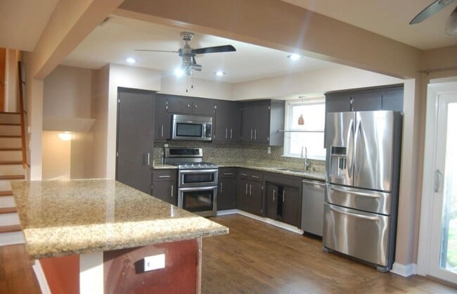 Photo - 4575 Coral Dr