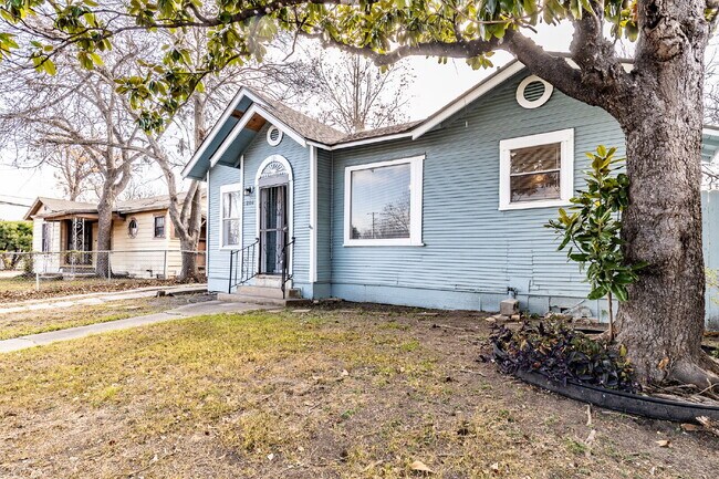 Photo - 206 Hoover Ave