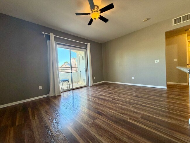 Photo - 2 bedroom condo in gated SE location. Unidad 2024