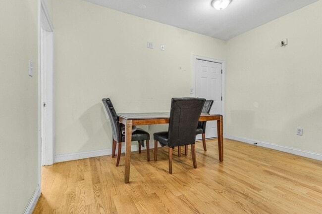 Photo - 48 Dudley St