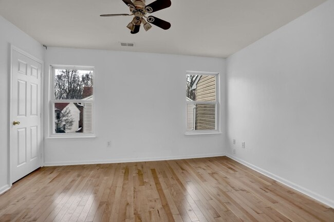 Photo - 3902 Cotton Tree Ln