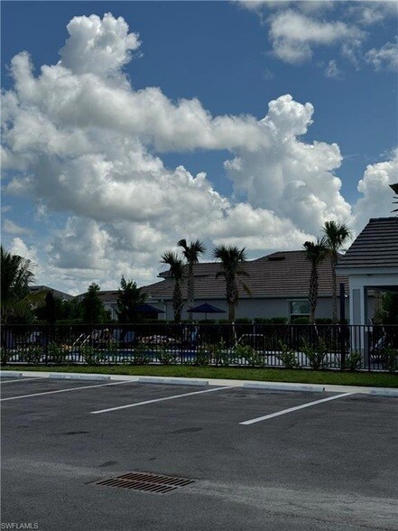 Photo - 6034 National Blvd
