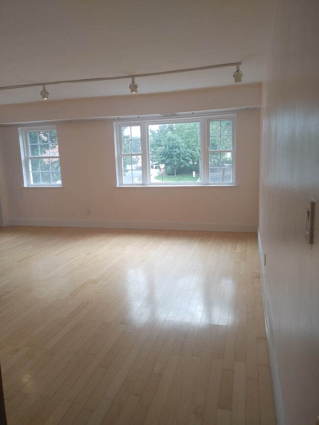 Photo - 1301 N Ode St Unit 135