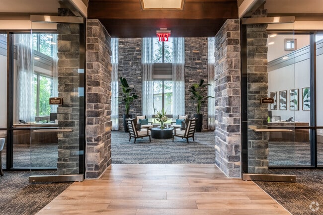 Leasing Office