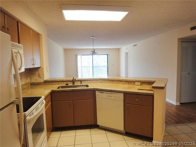 Photo - 2213 Cypress Island Dr Unit 308