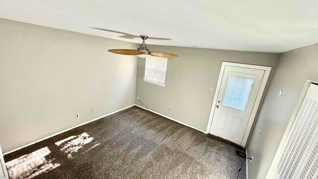 Photo - 3302 S Keswick Cir Unidad 1