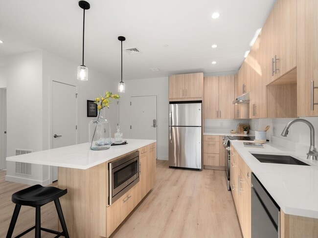 Photo - 1151 Walnut St Unit 405