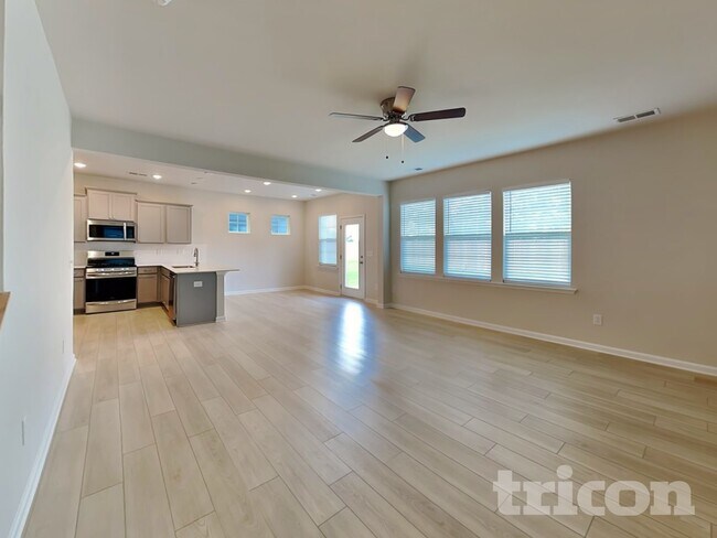 Photo - 101 Fennec Dr