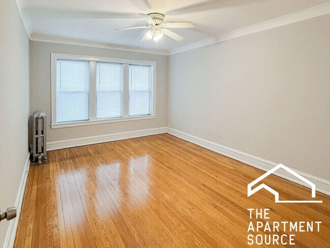 Photo - 1831 W Winona St Unit 2