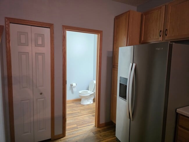 Photo - 821 Willow Glen Ct