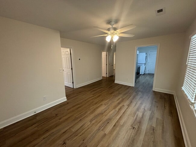 Photo - ***SPECIAL OFFER*** 3 Bed 1 Bath Single Family Brick Home