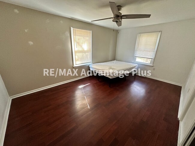 Photo - Spacious 4-Bedroom Home in Town of Farmville!