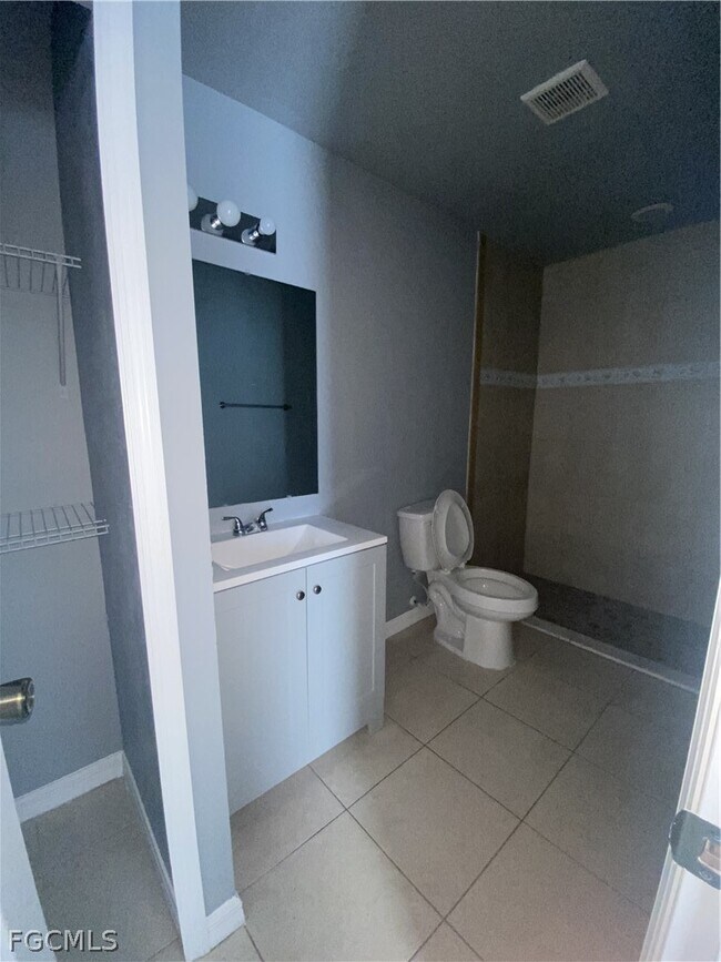 Photo - 928 SW 39th Terrace