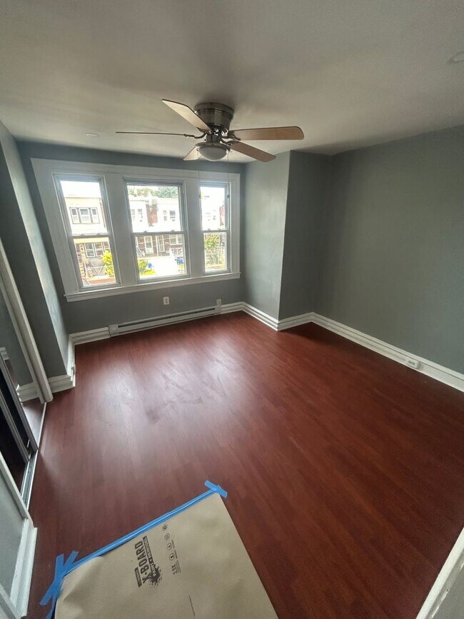 Photo - Bingham St. Unit 2nd Fl.