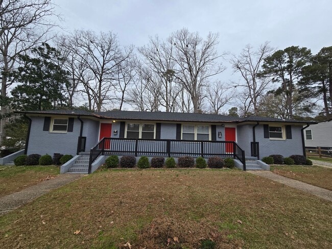 Building Photo - NEW LISTING!!!!!