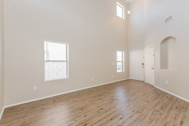 Photo - 388 E Camino Limon Verde