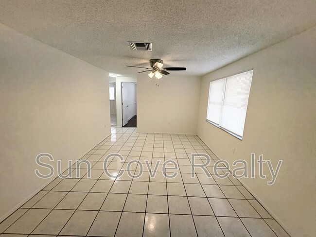 Photo - 4616 Ackerman St