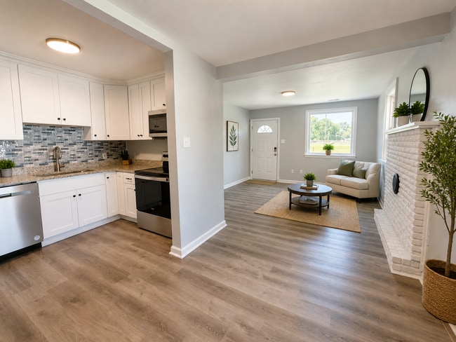 Photo - 213 Beacon Rd
