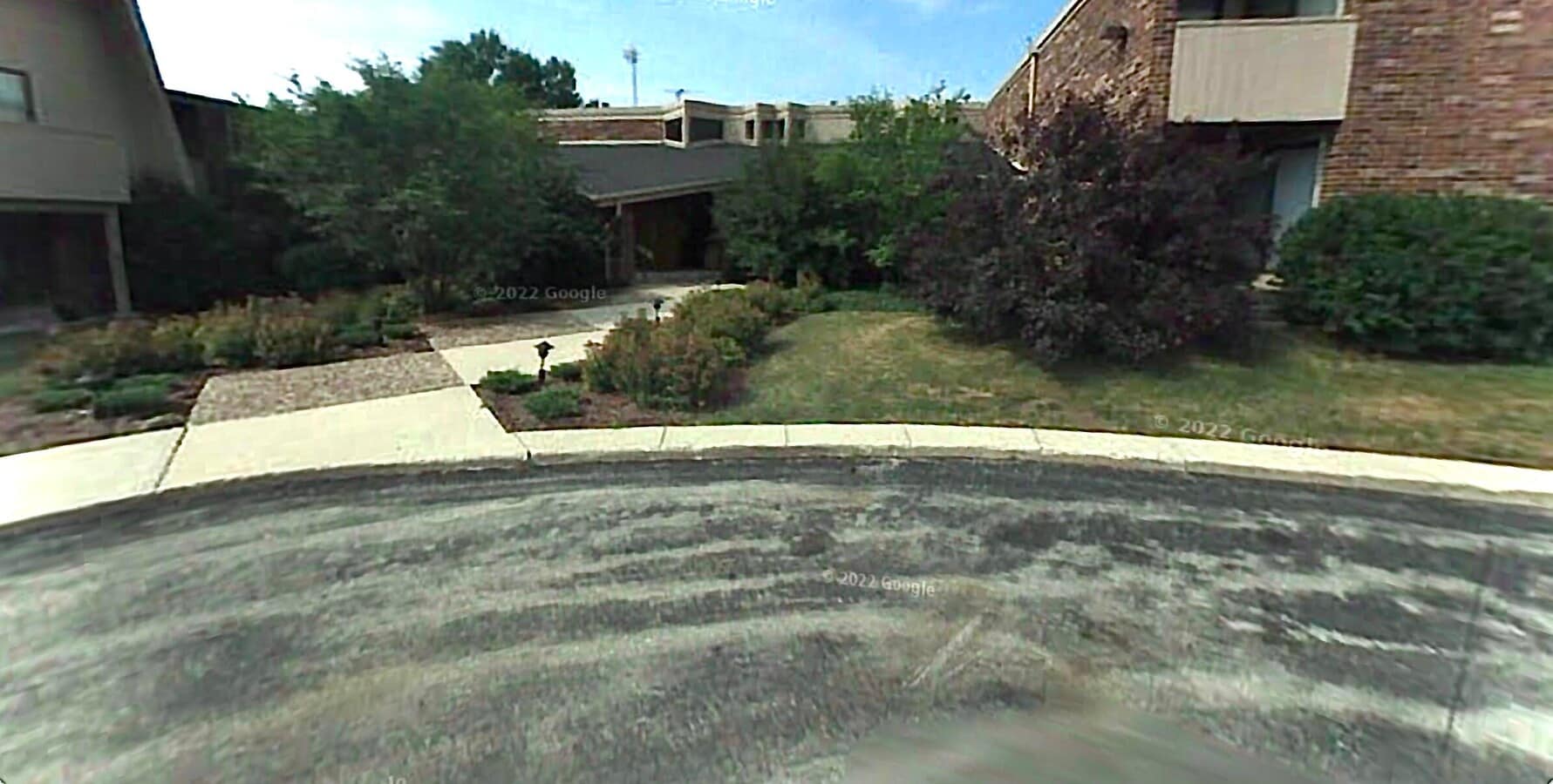 Photo - 425 W Willow Ct