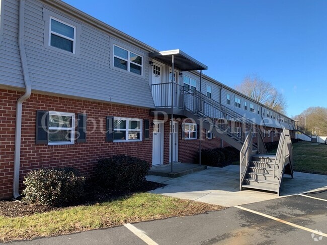 Building Photo - 219 Mayberry Ave Unit 219-C Rental