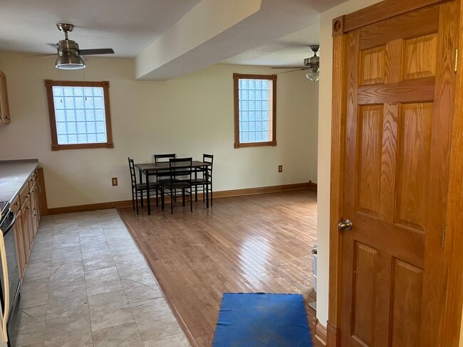 Kitchen dining view from back door - 4454 Floyd Dr