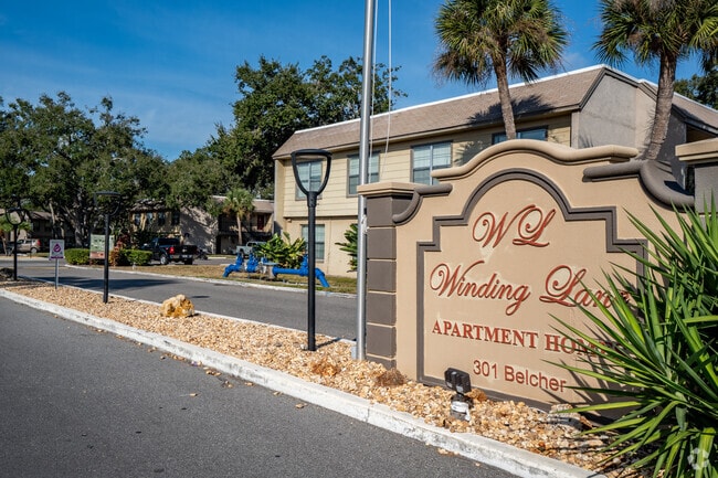 Entrada - Winding Lane Apartments