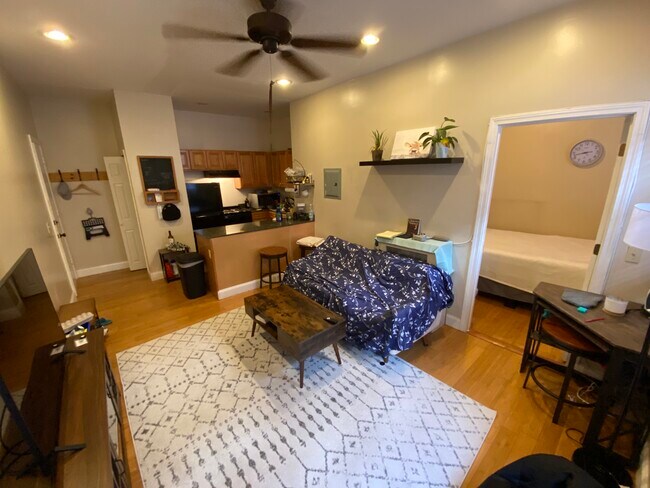 Photo - 40 St Botolph St Unit 4 FL