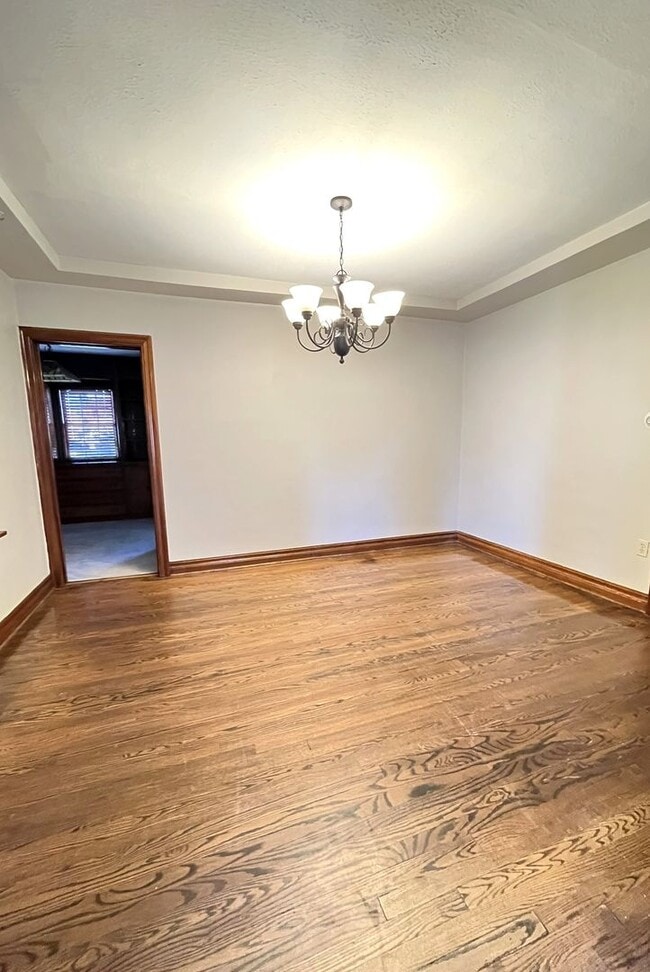 Photo - Large 3 Bed 1 Bath