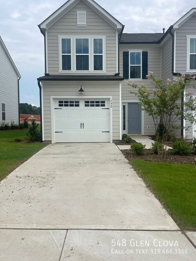 Photo - 548 Glen Clova Dr House