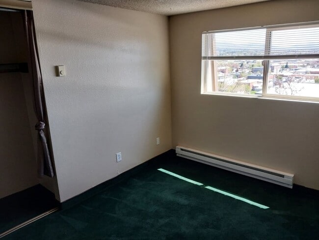 Photo - 2 bedroom 1 bathroom upstairs apartment - Granvue Apartments,