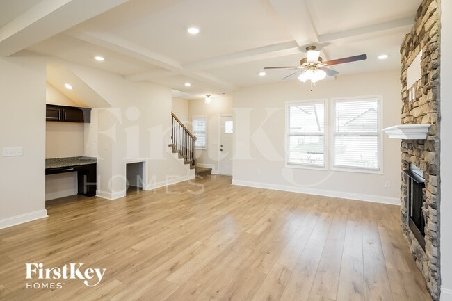 627 Alvin Rd