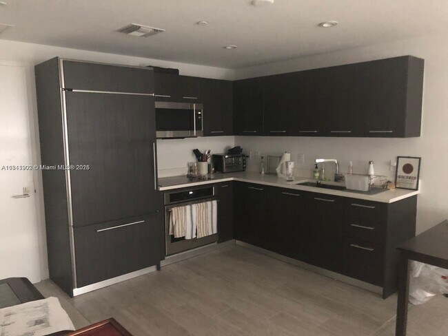 Photo - 45 SW 9th St Unit 2407