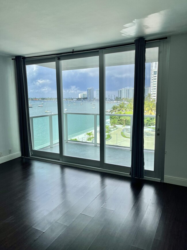Photo - 1000 West Ave Condo Unit 523