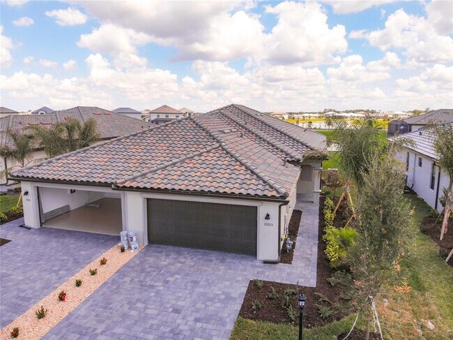 Photo - 15925 Clear Skies Pl