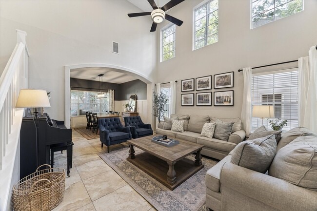 Photo - 178 W Greywing Cir