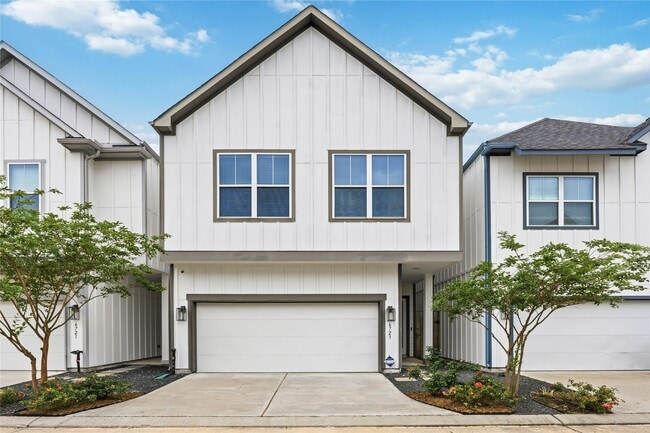 Photo - 6723 Parker Oaks Ln