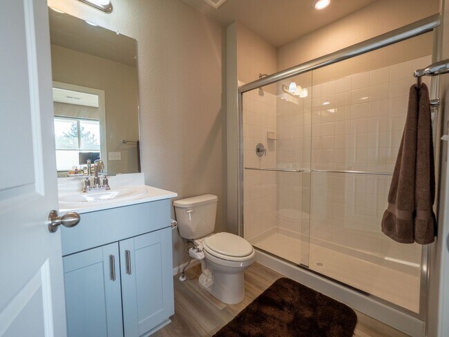 Photo - Astonishing 3 Bed/3.5 Bath Tri Level Townhome.   Must see to believe!!