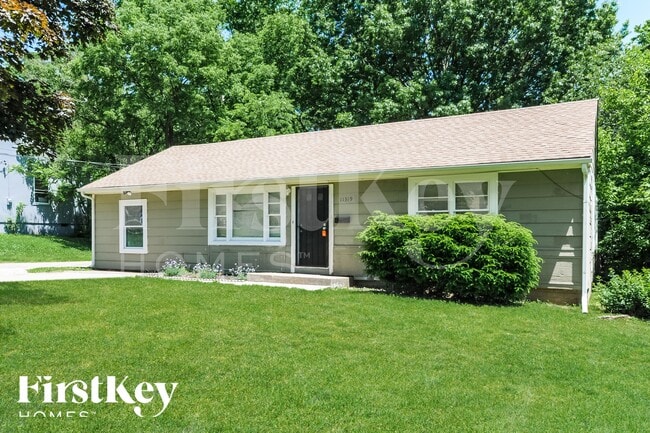 Photo - 11319 Bennington Ave