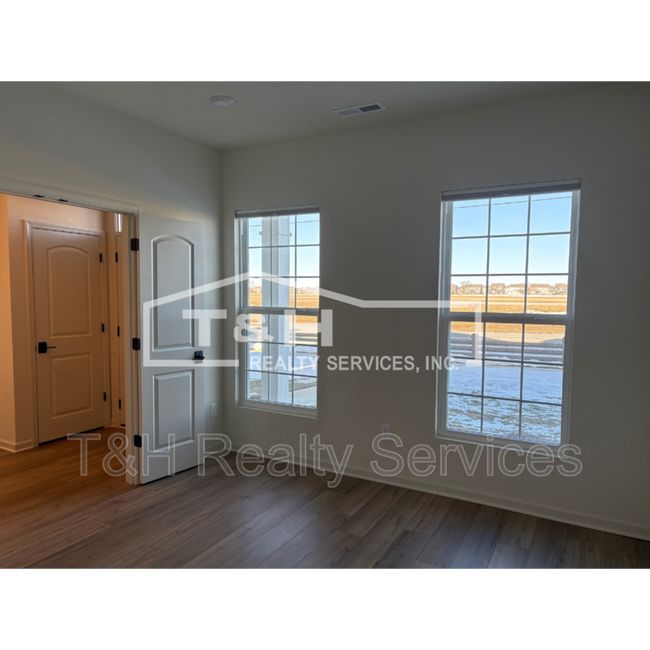 Photo - 1734 Blenker Dr