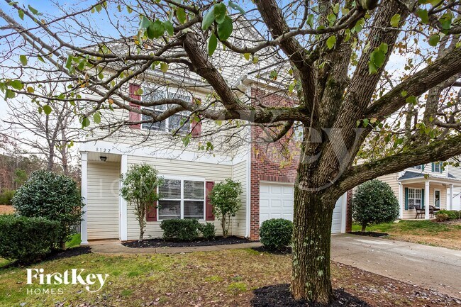 Photo - 8122 Chatham Oaks Dr