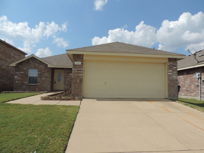 Building Photo - 2605 Ranchview Dr Rental