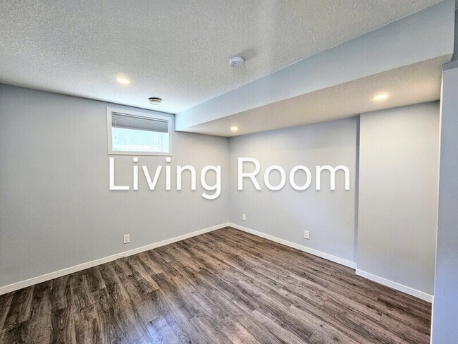 Photo - 13419-13124 124 Ave NW Unit Lower